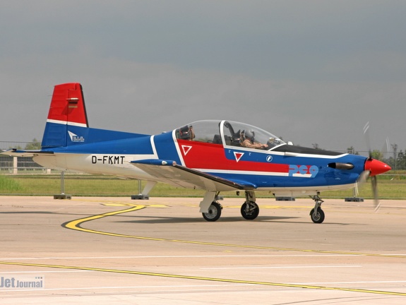 D-FKMT, Pilatus PC-9 (2300 Besuche) D-FKMT, Pilatus PC-9