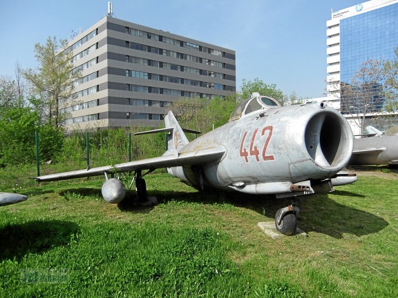 442 MiG-17F (2746 Besuche) 442 MiG-17F