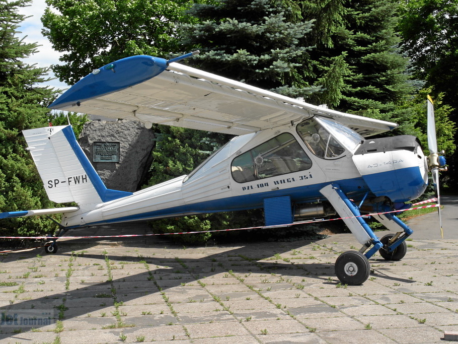 SP-FWH PZL-104 Wilga 35A (2640 visitas) SP-FWH PZL-104 Wilga 35A
