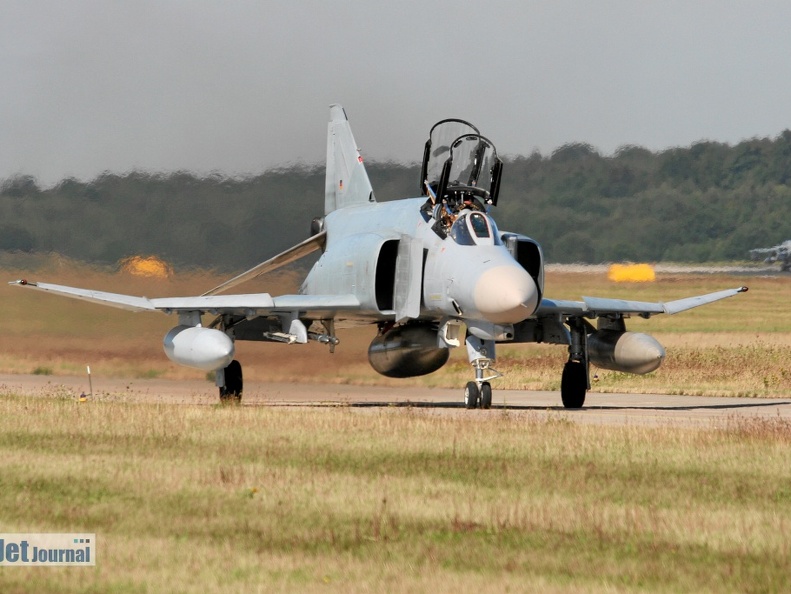 37+75 F-4F Phantom II auf dem Rollweg (2299 odwiedzin) 37+75 F-4F Phantom II auf dem Rollweg