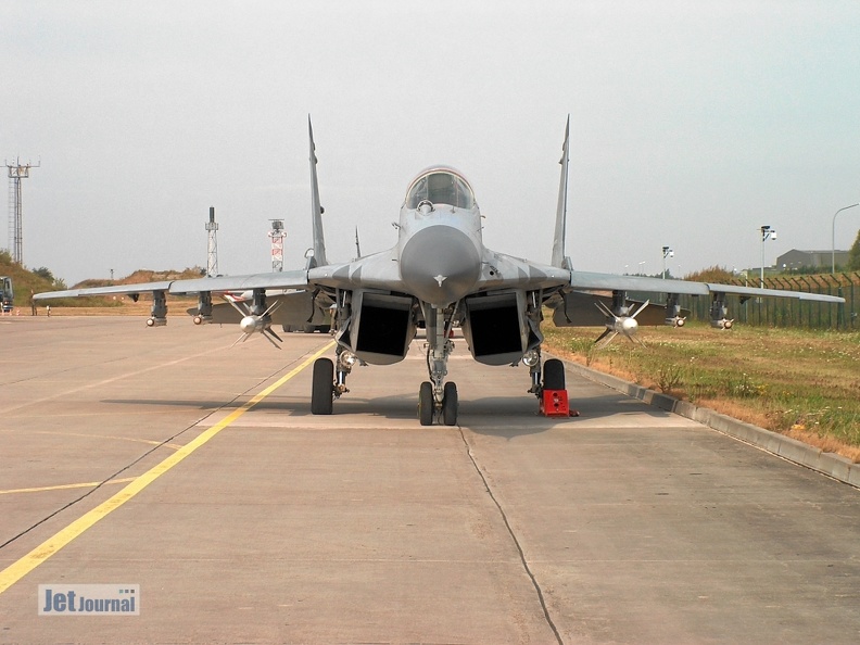 29+17 MiG-29G JG73 (5566 visits) Fototag JG73"S" Laage 21.08.2003 29+17 MiG-29G JG73