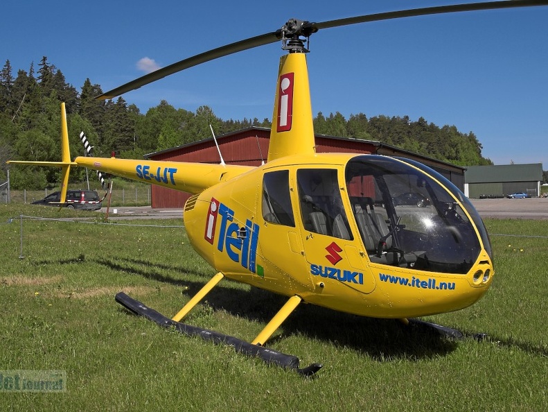 SE-JJT Robinson R-44 iTell Helicopters (2038 visitas) SE-JJT Robinson R-44 iTell Helicopters