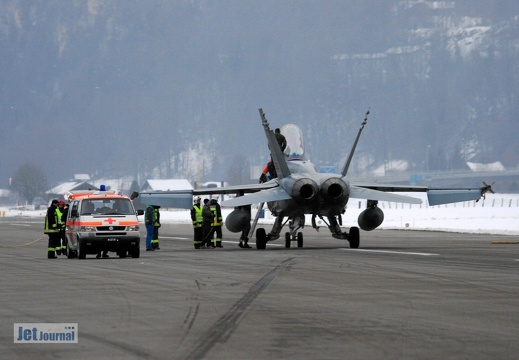 J-5026 F-18C Hornet Pic7