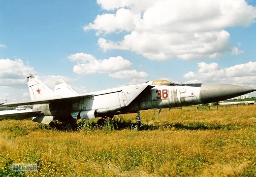MiG-25PDS,  38 rot
