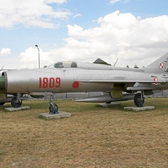 1809 MiG-21PF (просмотров: 2947) 1809 MiG-21PF
