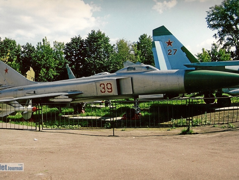 Su-15TM, 39 rot