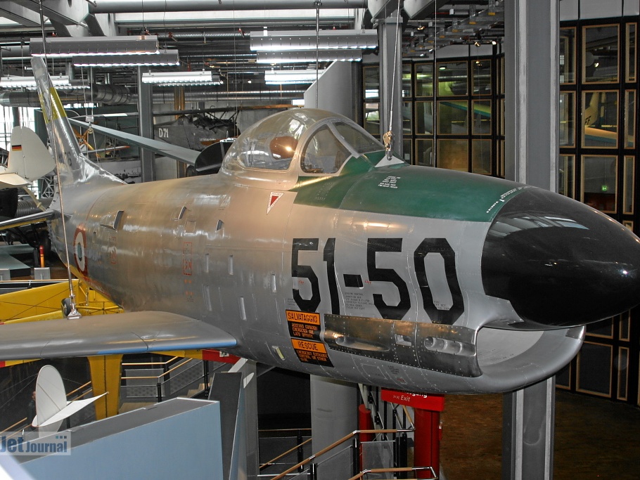 North American F-86K Sabre, 51-50 (2554 Besuche) North American F-86K Sabre, 51-50