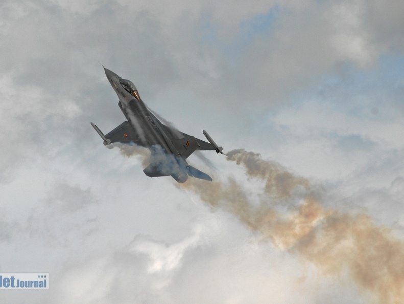 FA114 F-16AM 10w Belgian AF Pic3 (2484 visites) FA114 F-16AM 10w Belgian AF Pic3