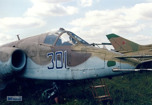 Su-25, 301 blau