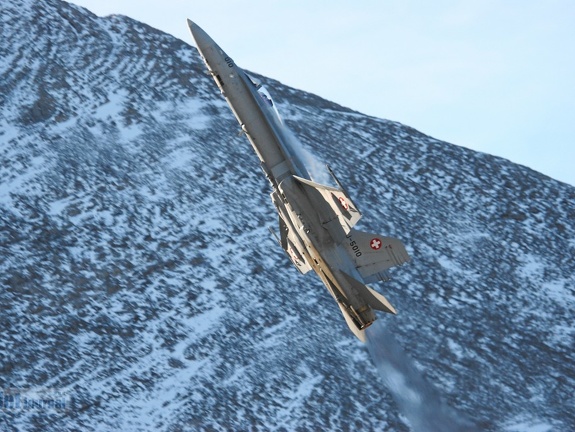 J-5010 F-18C Hornet Axalp (1872 Besuche) J-5010 F-18C Hornet Axalp