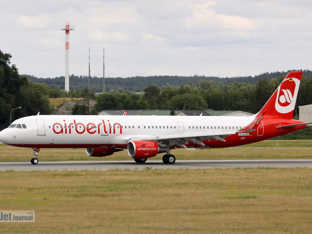 D-AYAK, Airbus A321-211, Air Berlin/Airbus (просмотров: 5405) Erstflug mit Airbus Registrierung, Airport Rostock/Laage D-AYAK, Airbus A321-211, Air Berlin/Airbus