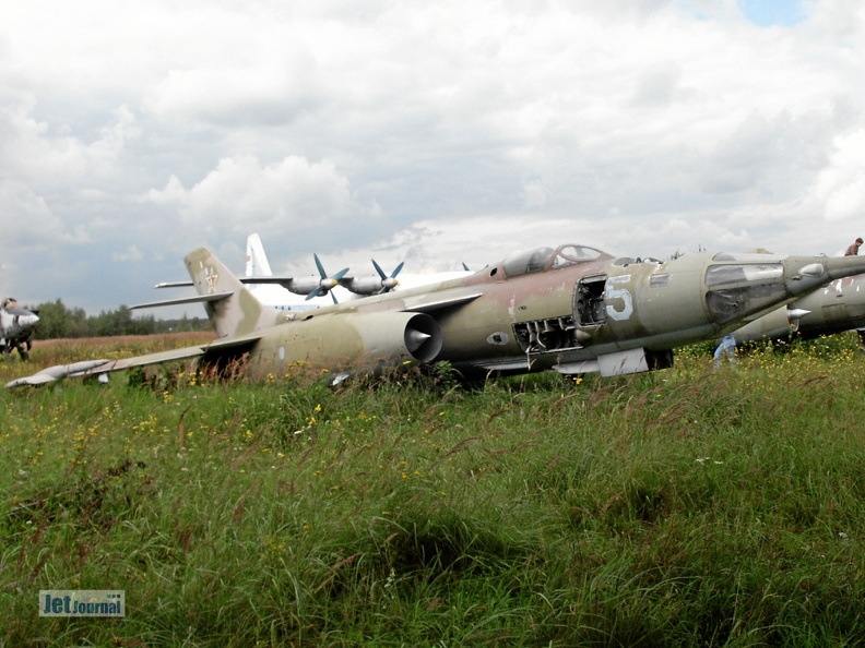 Jakowlew Jak-28PP, 45 blau