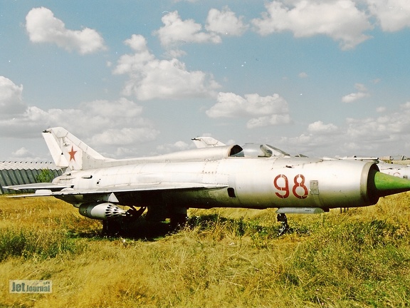 MiG-21PF, 98 rot (3026 visingar) Museum Chodinka 2001 MiG-21PF, 98 rot