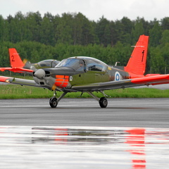 VN-1 L-70 Vinka KoulLLv Ilmavoimat (2425 visitas) Midnight Sun Airshow Kauhava 25.06.2004 VN-1 L-70 Vinka KoulLLv Ilmavoimat
