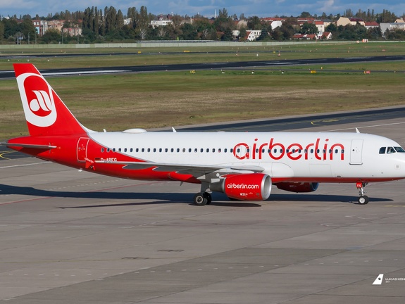 D-ABFG Air Berlin Airbus A320-214 Berlin - Tegel (EDDT/TXL) (6186 відвідувань) D-ABFG Air Berlin Airbus A320-214 Berlin - Tegel (EDDT/TXL)