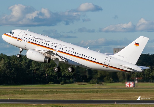 15+01 German Air Force Airbus A319-133(CJ) (EDDT/TXL)