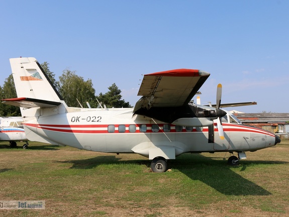 OK-022, L-410M (2205 відвідувань) OK-022, L-410M