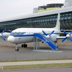 DM-STA, Il-18W, Interflug