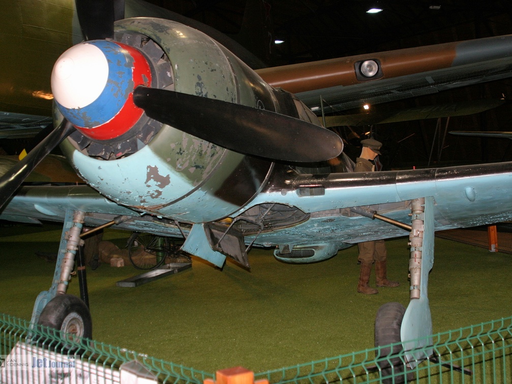 77 weiss, La-7 (4050 visitas) ex. CzAF 77 weiss, La-7