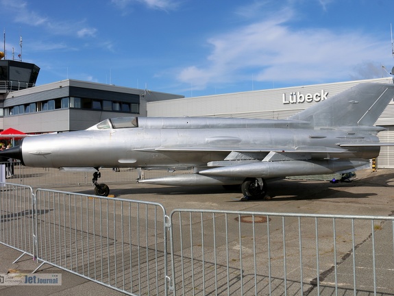 MiG-21M (5325 Besuche) ex. 602 rot NVA MiG-21M