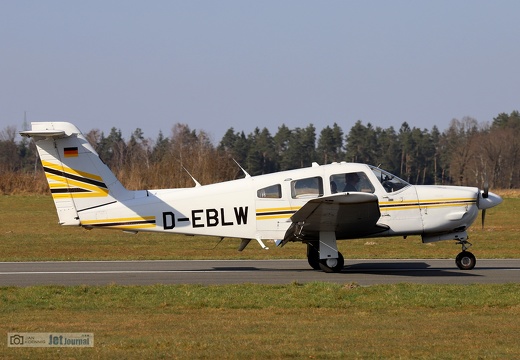 D-EBLW, Piper PA-28RT201