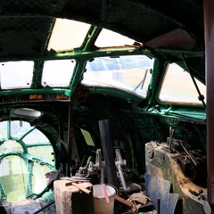 Tu-104 (leeres) Cockpit (3325 visingar) Tu-104 (leeres) Cockpit