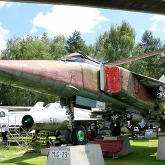 9814 schwarz, MiG-23BN (3650 відвідувань) 9814 schwarz, MiG-23BN