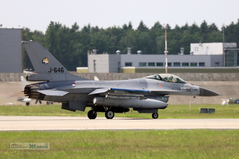 f16am-j646-tm2018-2-15c.jpg