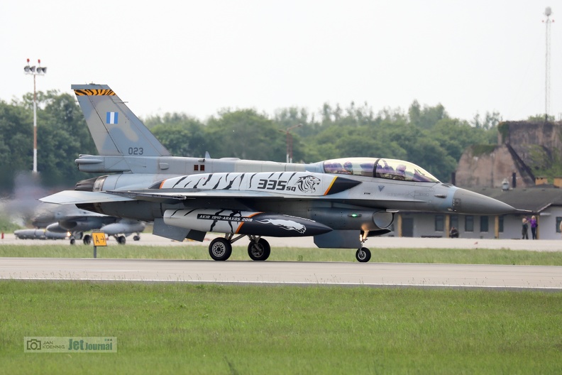 f16d-023-tm2018-3-15c.jpg