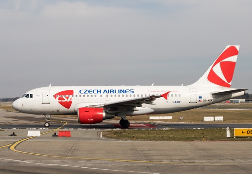 OK-MEK, Airbus A319-112, Czech Airlines