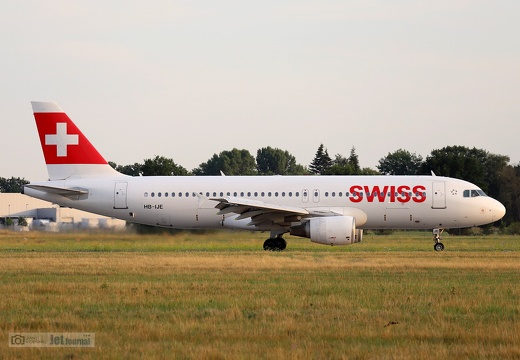 HB-IJE, Airbus A320-214, Swiss