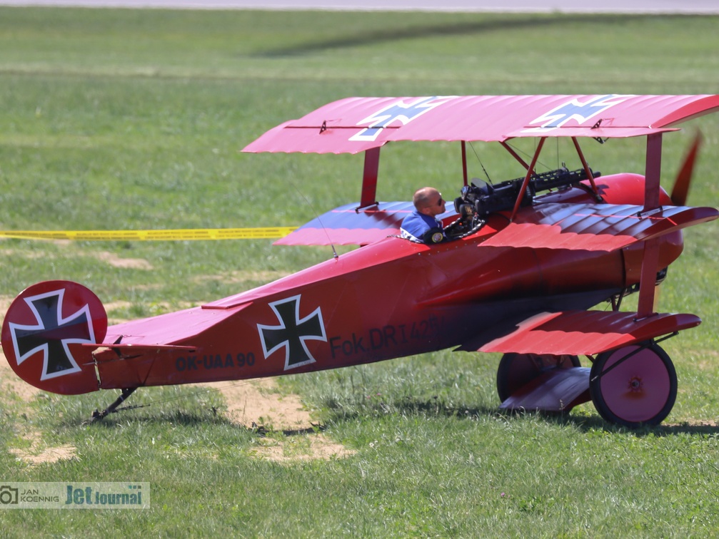 OK-UAA90, Fokker Dr.1 Replica (3850 visingar) OK-UAA90, Fokker Dr.1 Replica