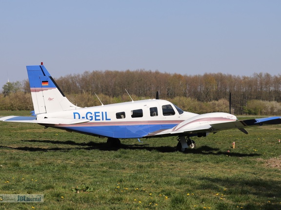 D-GEIL, Piper PA-34-220T (2309 visitas) D-GEIL, Piper PA-34-220T