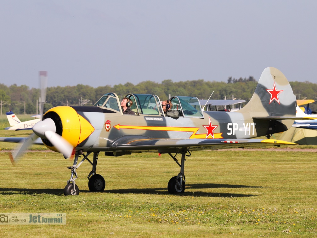 SP-YIT, Jak-52 (2376 Besuche) SP-YIT, Jak-52