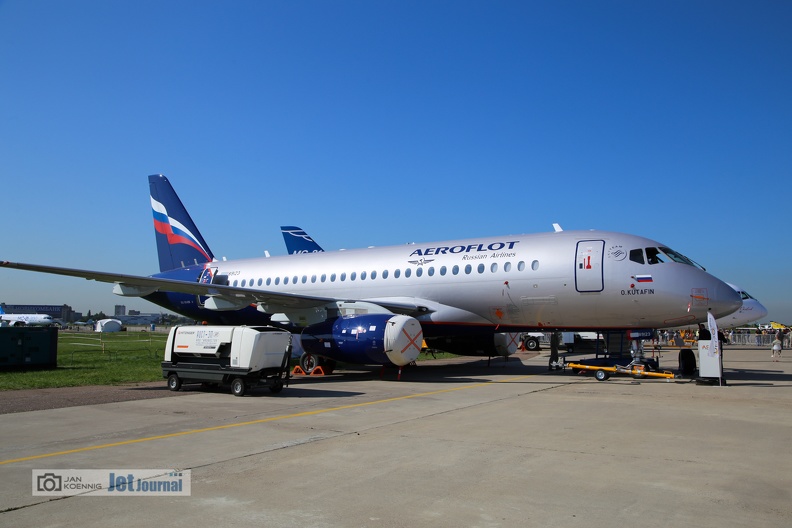 ssj100-ra89123-maks2019-1-15c.jpg