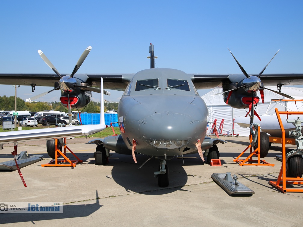 RA-67743, L-410UVP-E20 (2748 odwiedzin) Die Maschine ist vorgesehen für die Erprobung des VK-800S Triebwerkes RA-67743, L-410UVP-E20