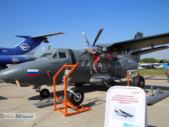 RA-67743, L-410UVP-E20 (просмотров: 2810) Die Maschine ist vorgesehen für die Erprobung des VK-800S Triebwerkes RA-67743, L-410UVP-E20
