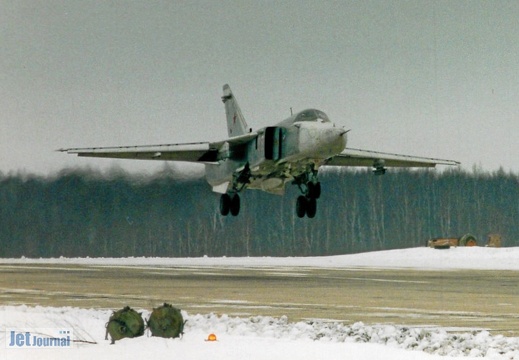 05 weiss (?), Su-24MR, Russian Air Force