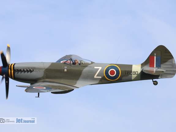 D-FSPT, Spitfire Mk. XVIIe (2321 návštěv) D-FSPT, Spitfire Mk. XVIIe