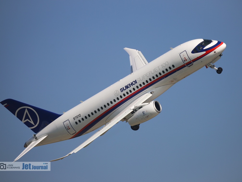 97012, Super Jet SSJ-100-95B (3533 Besuche) 97012, Super Jet SSJ-100-95B