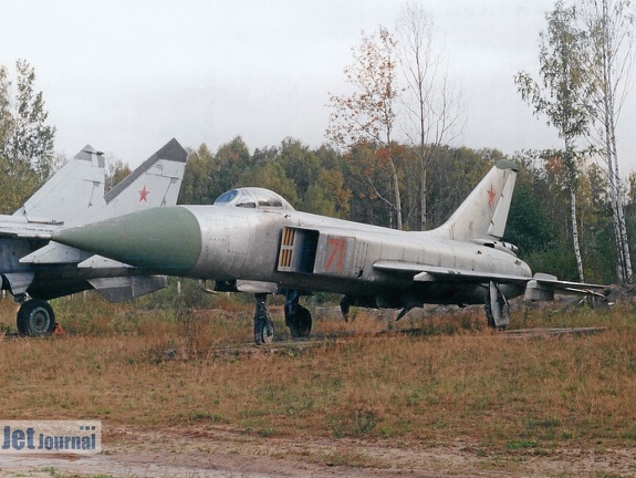71 rot, Su-15 (2437 Besuche) 71 rot, Su-15