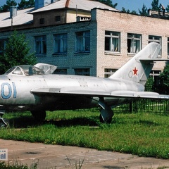 01 blau, MiG-17