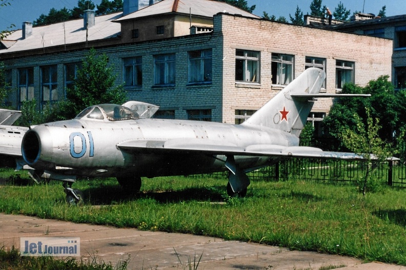 img763-mig17-01-10c.jpg