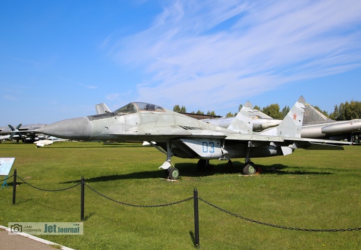 03 blau, MiG-29