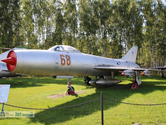 68 rot, Su-9 (2246 Besuche) 68 rot, Su-9