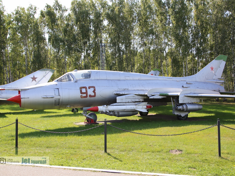 93 rot, Su-17M3 (2325 Besuche) 93 rot, Su-17M3