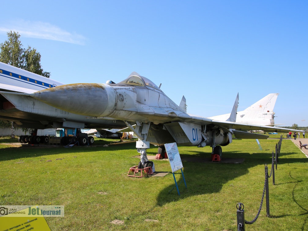 01 blau, MiG-29 (2731 Besuche) erster Prototyp der MiG-29, 9-01 01 blau, MiG-29