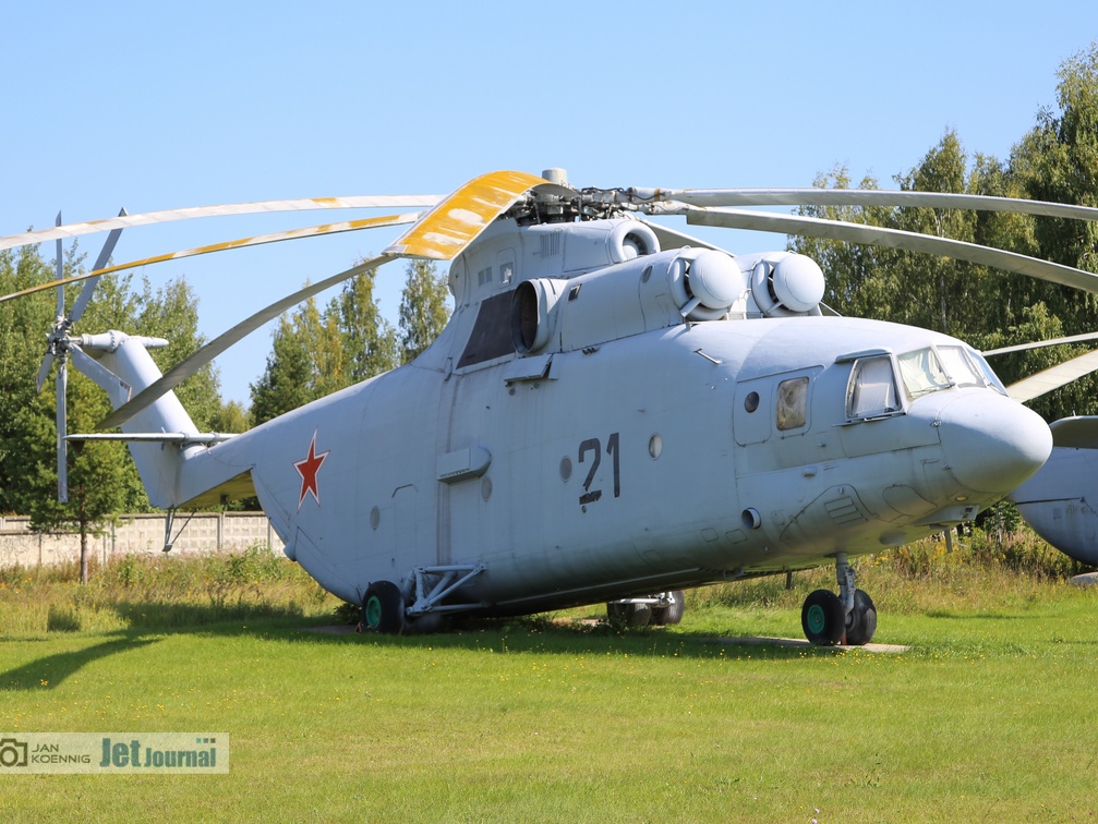 21 schwarz, Mi-26 (просмотров: 2231) 21 schwarz, Mi-26