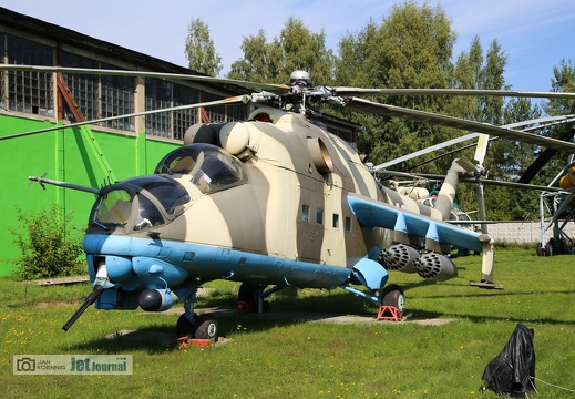 46 weiss, Mi-24W