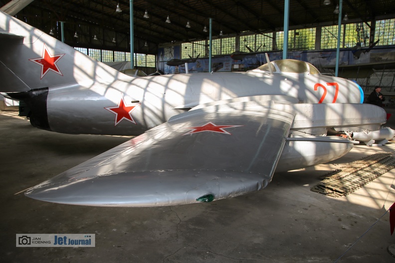 mig15bisisch-27-2019s-03-15c.jpg